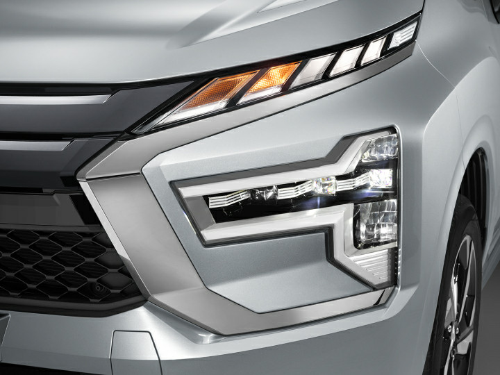 new xpander facelift head lamp and front grill design